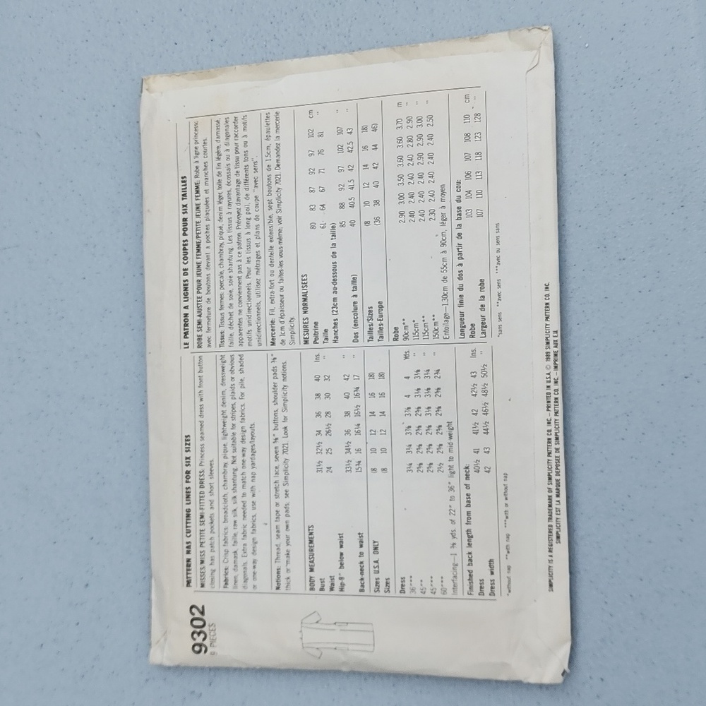 Simplicity Pattern 9302 - Picture 2 of 2